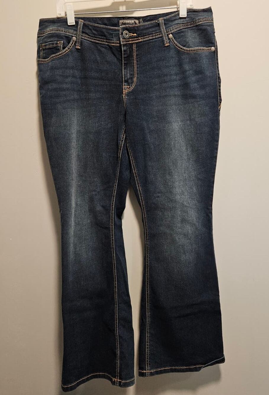NWOT Torrid Luxe Slim Boot Jeans 14 Short Blue Mid Rise Flare Super Stretch Boho